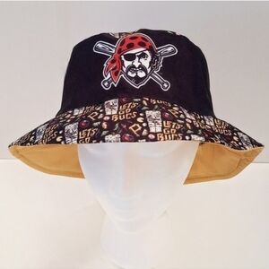 Pittsburgh Pirates reversible bucket hat